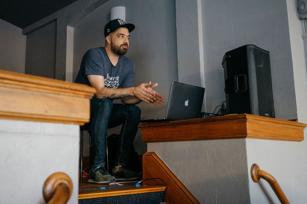 Aesop Rock soundchecking