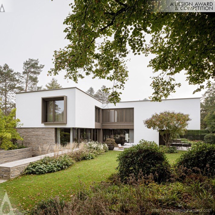 House GR31 Private Residence by Stephan Maria Lang