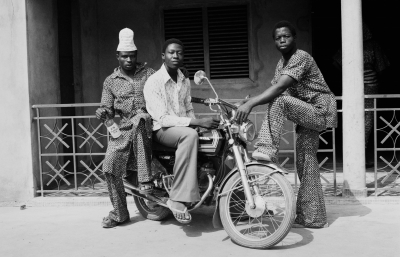 Gloire Immortelle: Portraits From Rachidi Bissiriou’s West African Photo Studio image