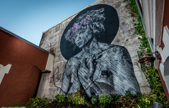 SNIK goes Pre-Raphaelite style for first piece of 2018 Nuart Festival